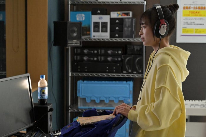 大和奈央「Maybe 恋が聴こえる」第1週より(C)TBS