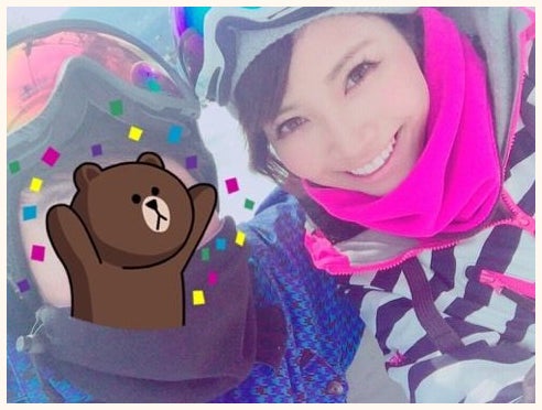 2ショットを公開したちんぱん／オフィシャルブログより（CROOZ）