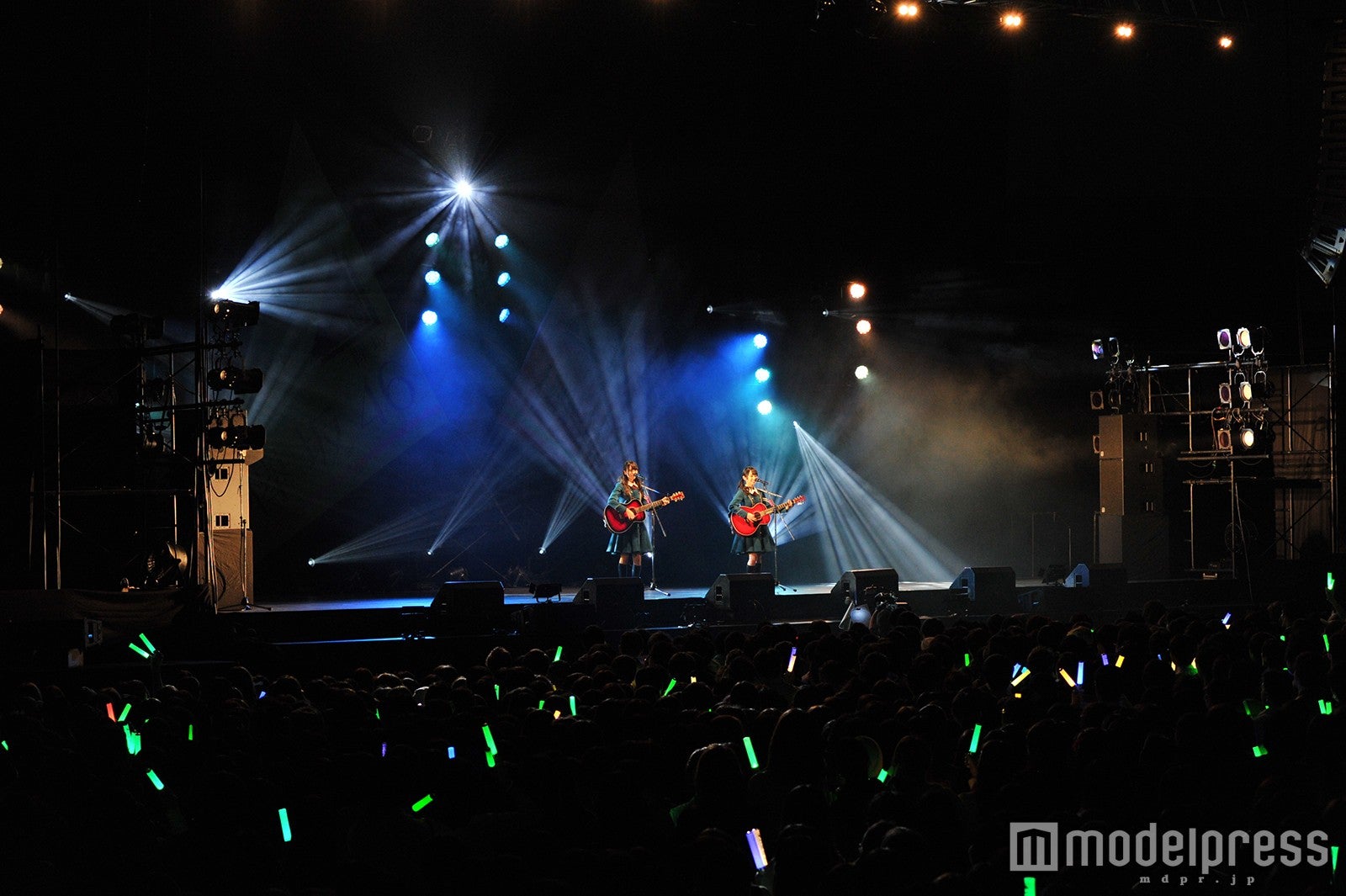 小林由依、今泉佑唯（C）モデルプレス