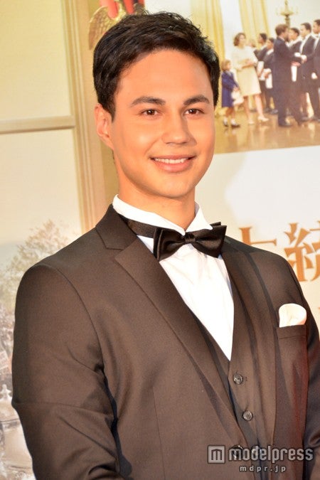 ユージ、次女誕生で3児のパパに「僕に激似」