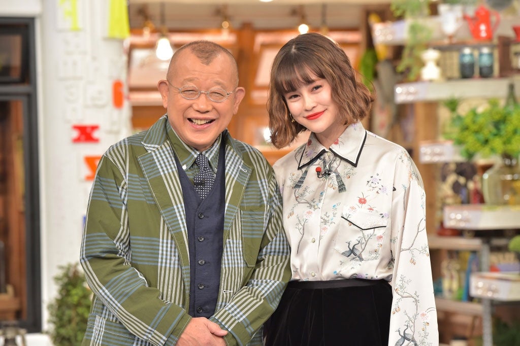 笑福亭鶴瓶、emma（C）TBS