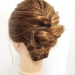 簡単アップスタイル 自分でできる ワンランク上のくるりんぱ のアレンジレシピ モデルプレス