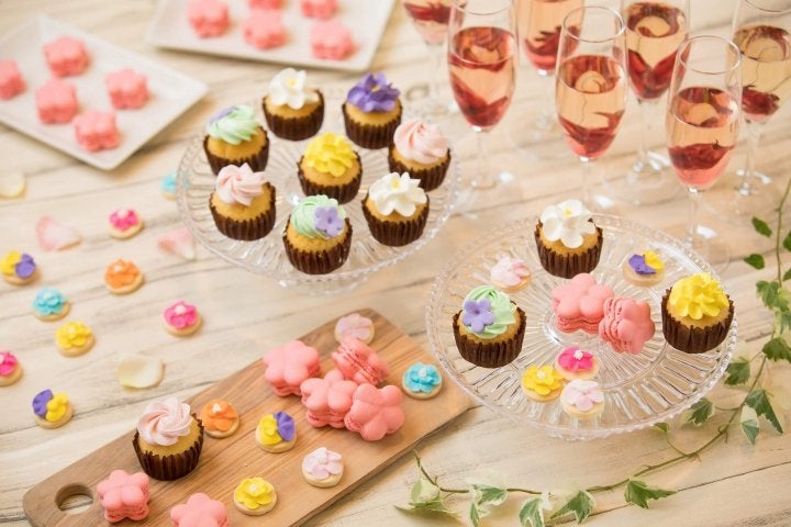 花咲くスイーツパーティー／画像提供：星野リゾート