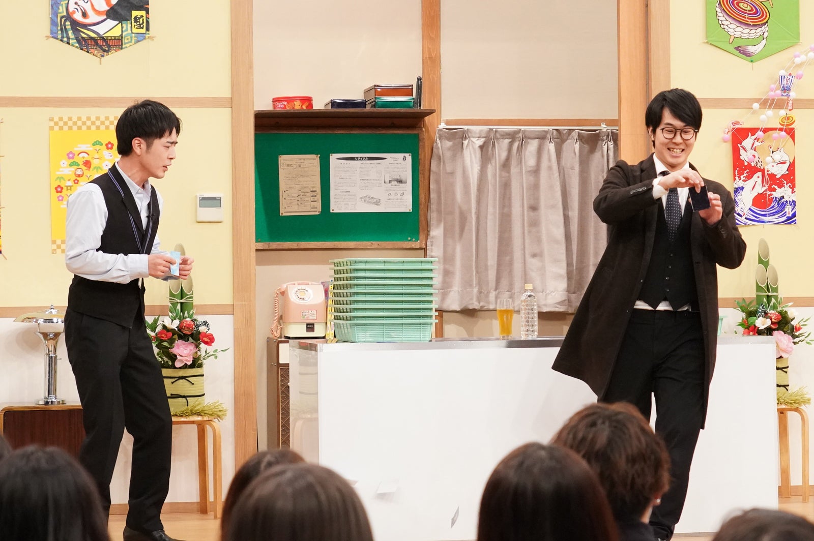 まんざらでもねぇ（C）日本テレビ