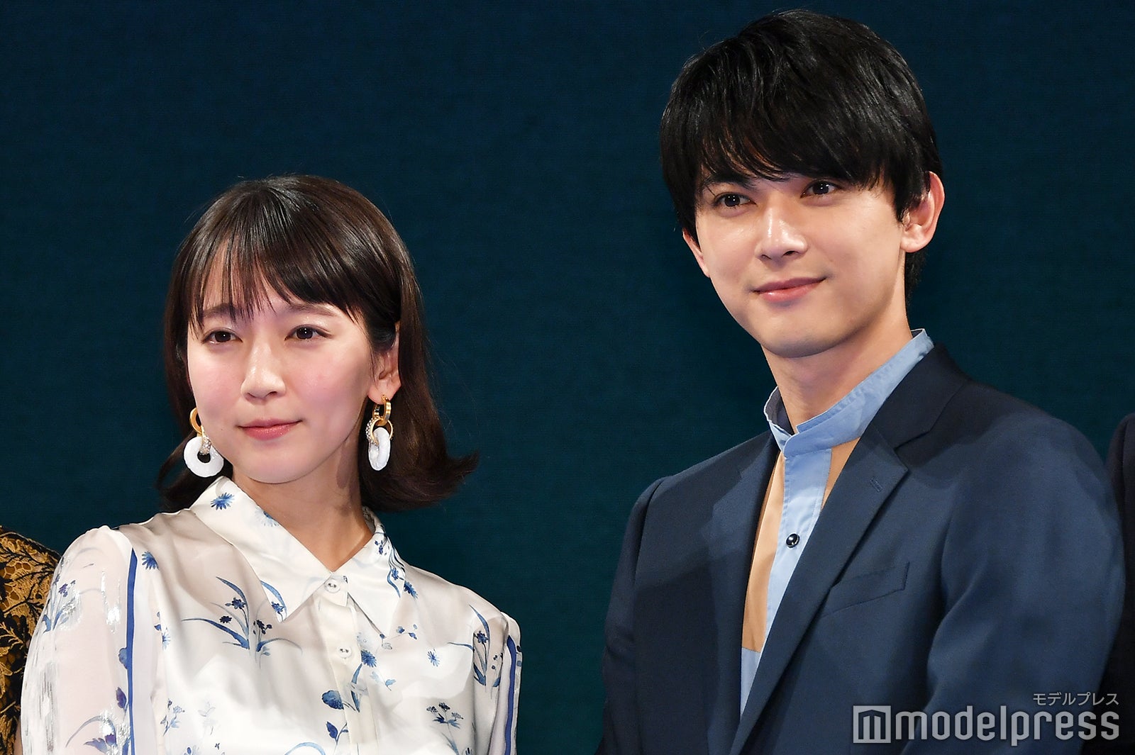 （左から）吉岡里帆、吉沢亮 （C）モデルプレス