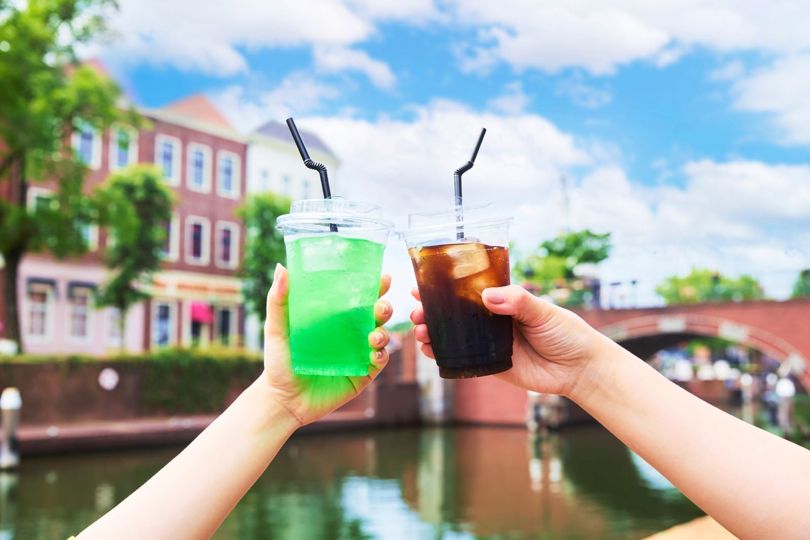 冷たいドリンクが1日中飲み放題「フリーフロー」／画像提供：ハウステンボス