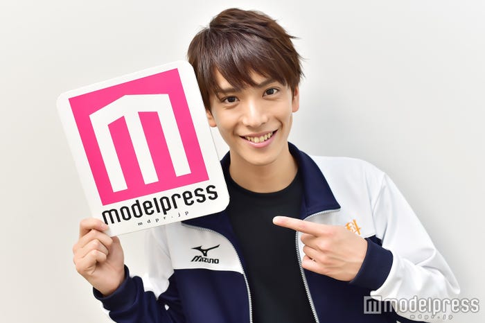 黒羽麻璃央 (C)モデルプレス