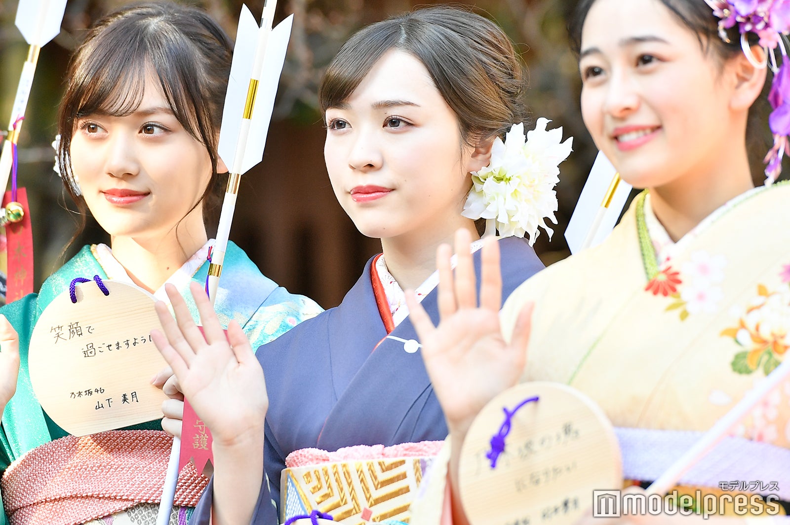 山下美月、渡辺みり愛、向井葉月（C）モデルプレス