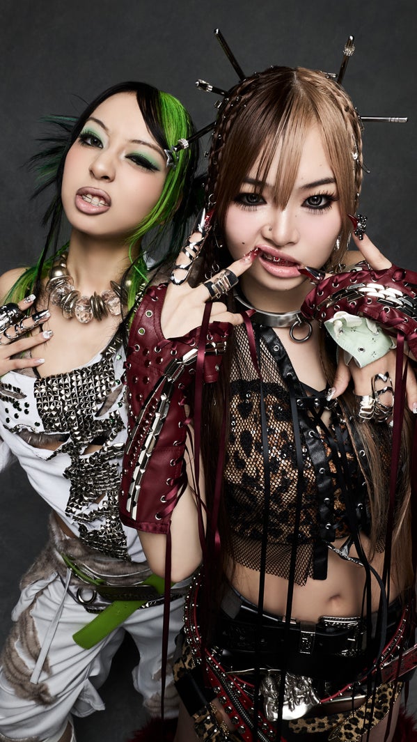 TAKARA・iiONDOら「atmoscon 2026」ライブステージ出演 CANDY TUNE立花琴未＆南なつらゲストモデルとしてランウェイ彩る
