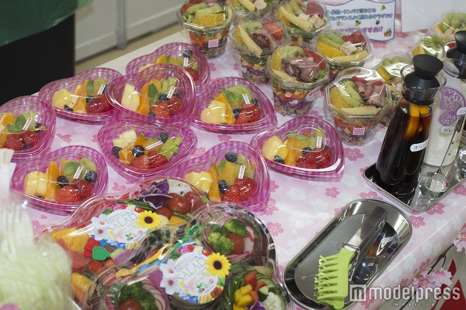 「めっけもん広場」のケータリング （C）モデルプレス