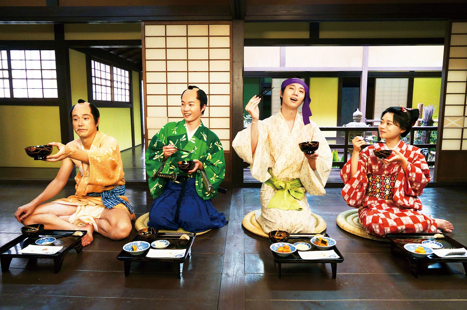 神木隆之介、松山ケンイチ＆桜田通に絶大な信頼「大名倒産」3兄弟が初日からわちゃわちゃ撮影＜現場レポート＞