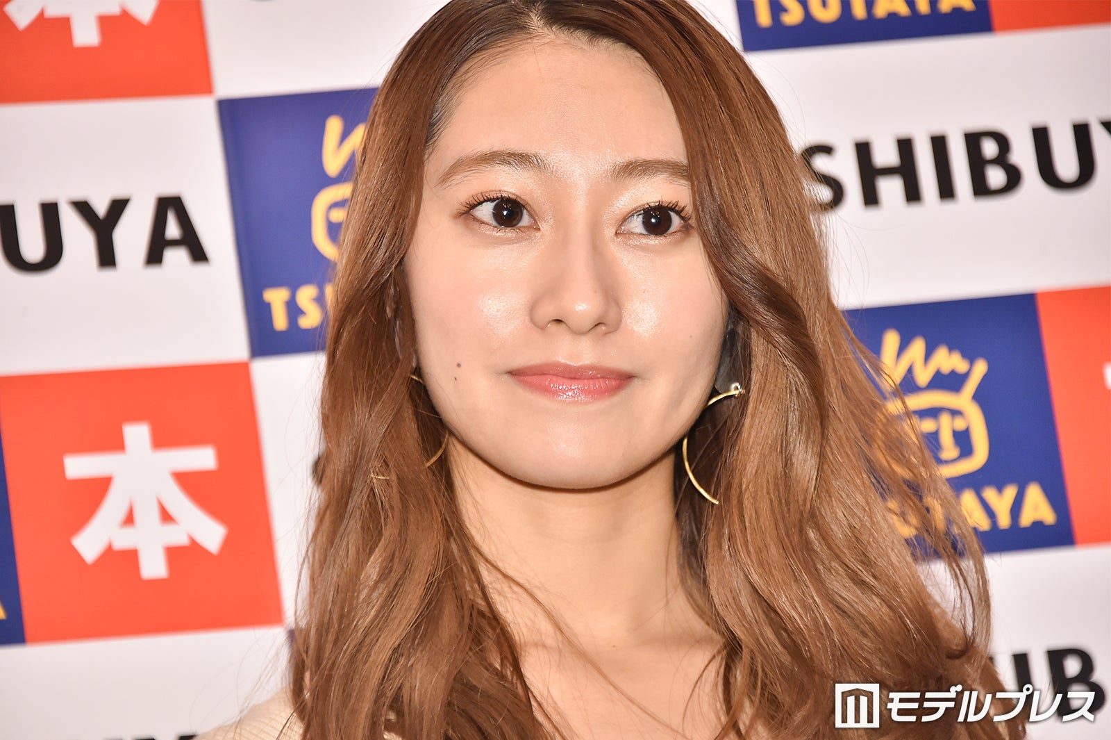 桜井玲香 ランジェリー撮影前に驚きの行動 西野七瀬らの反応も明かす 2nd写真集 視線 モデルプレス