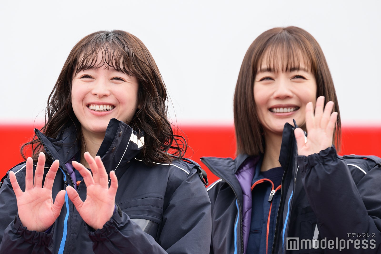 清野菜名、中村ゆり（C）モデルプレス