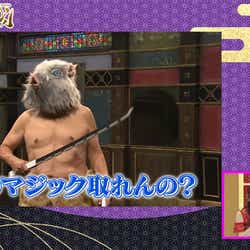 モデルプレス - 笑福亭鶴瓶「鬼滅の刃」伊之助コスプレ披露 肉体も再現?<ももいろ歌合戦>