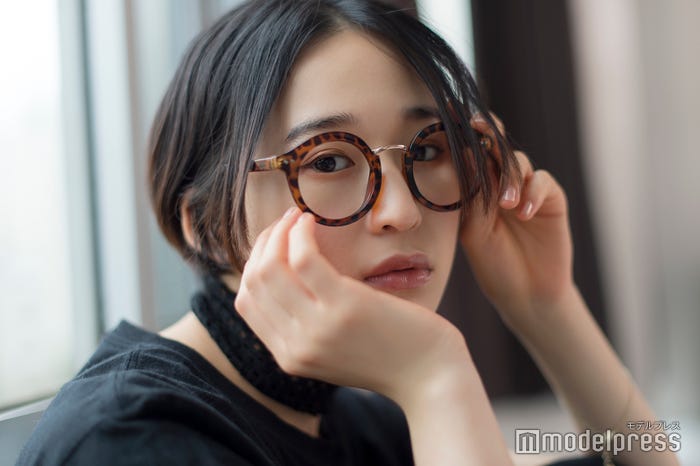 めがね(C)モデルプレス