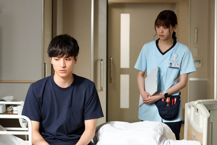 一ノ瀬颯、西野七瀬(C)フジテレビ