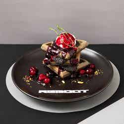 REBOOT WAFFLE税込1,749円(C)YG