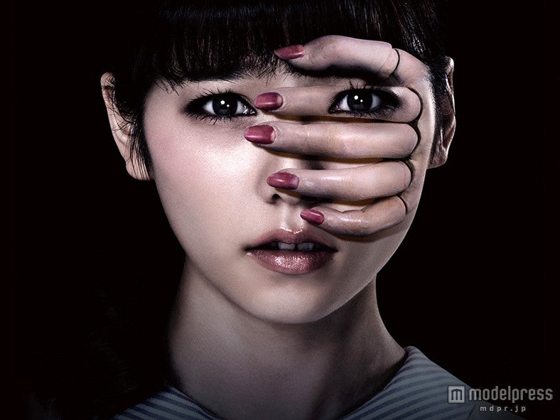 島崎遥香主演「劇場霊」（C）2015『劇場霊』製作委員会