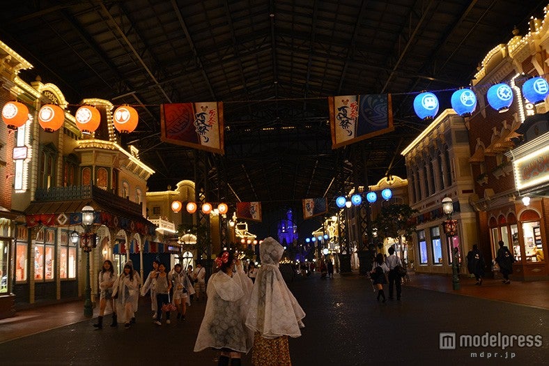 ワールドバザールのデコレーション