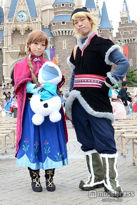 「アナと雪の女王」/(左より)ライトさん、ソラさん