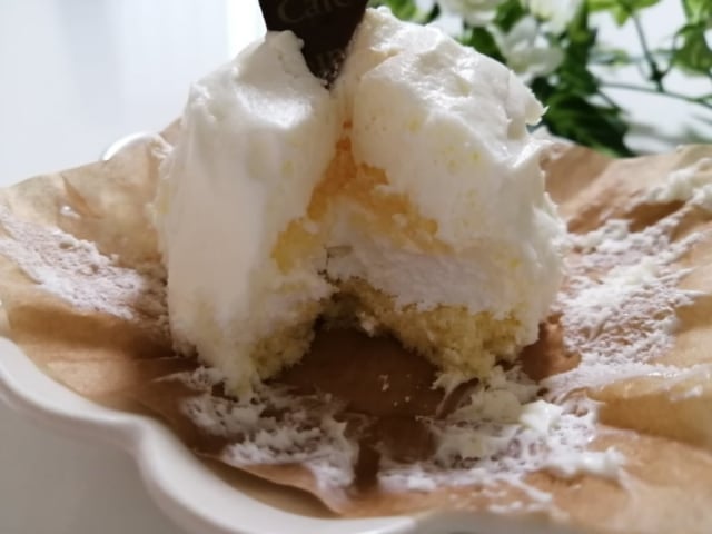 雲泡クリームのショート断面