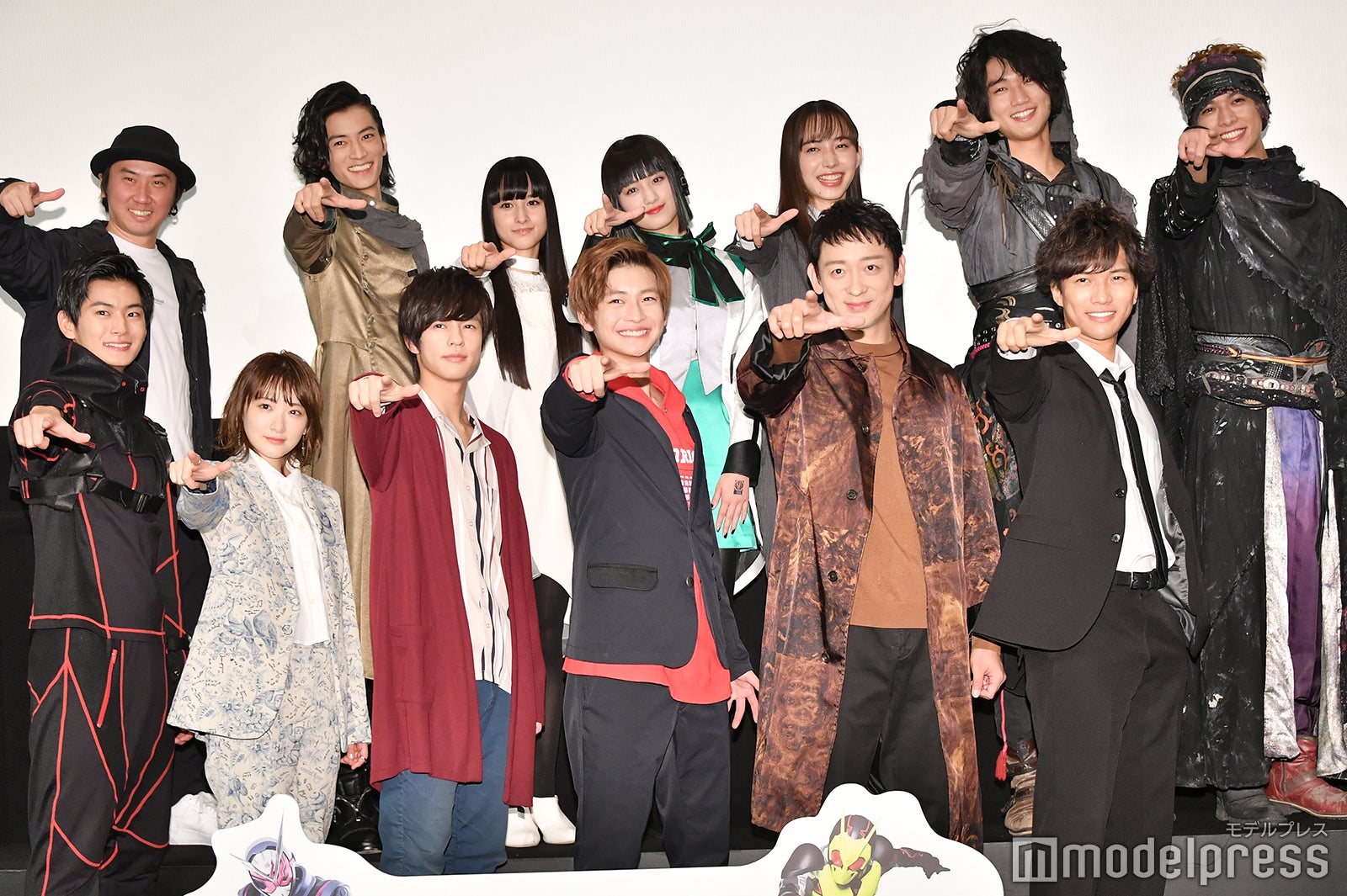 （前列左から）押田岳、生駒里奈、奥野壮、高橋文哉、山本耕史、岡田龍太郎（後列左から）渡邊圭祐、大幡しえり、鶴嶋乃愛、井桁弘恵、中川大輔、砂川脩弥（C）モデルプレス