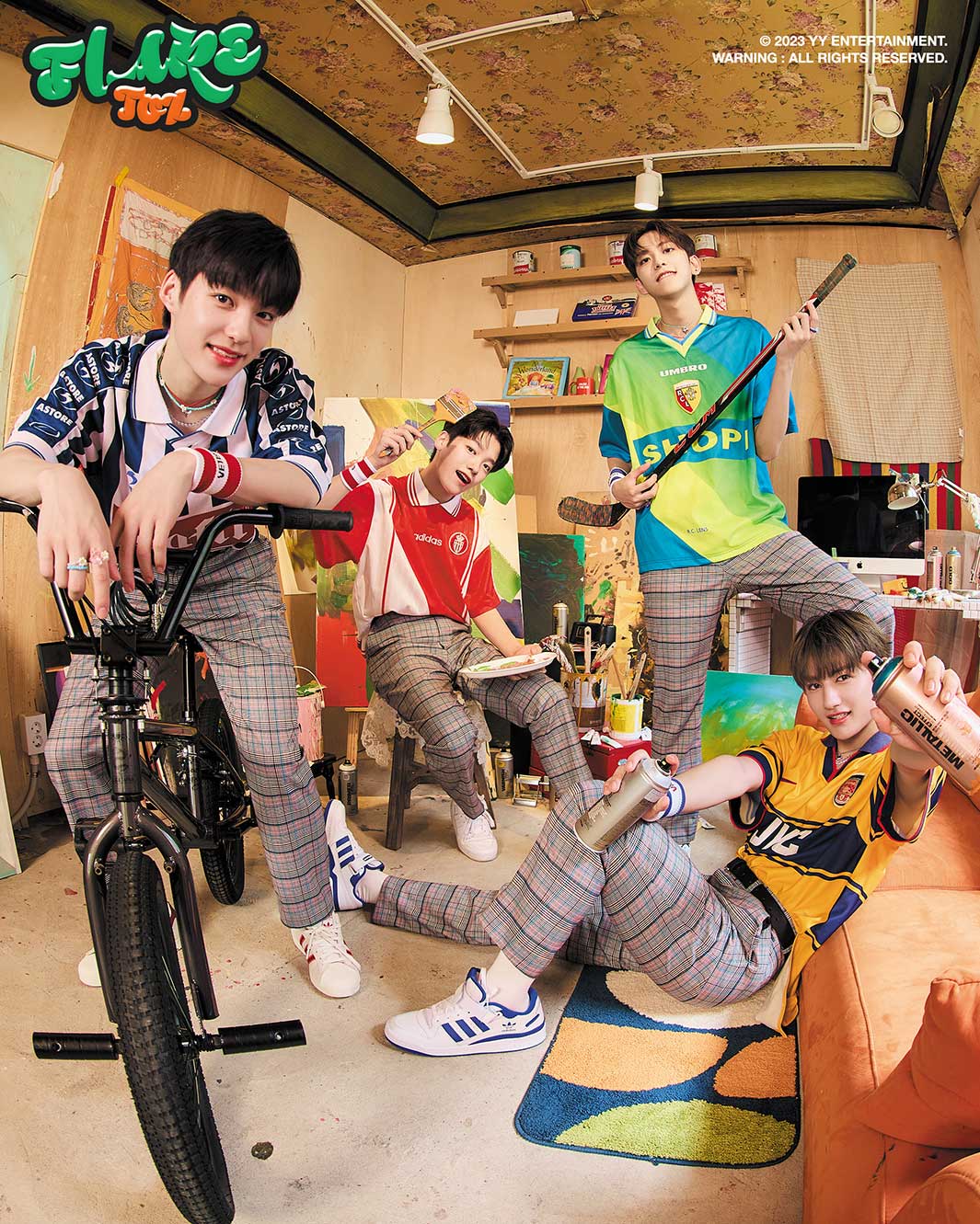 「BOYS PLANET」出身TOZ、新人らしからぬ才能を表現 団体コンセプトフォト公開