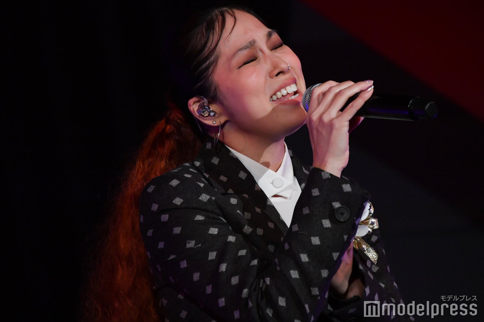 AI （C）モデルプレス