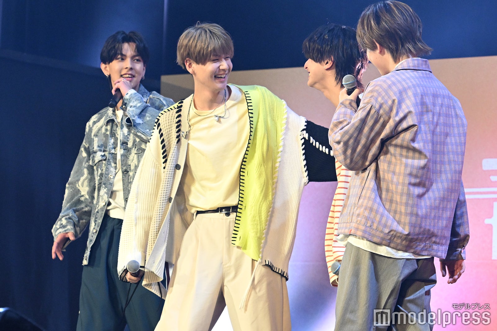 crhug（C）モデルプレス