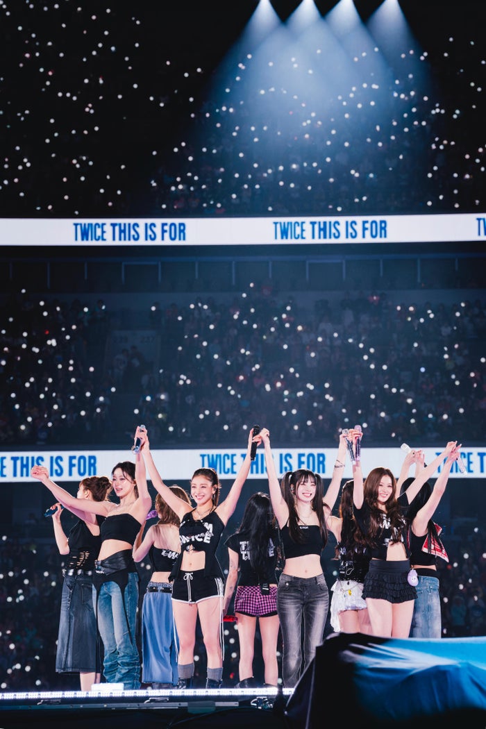 TWICE、海外アーティスト初の国立競技場ライブ 3日間で24万人動員