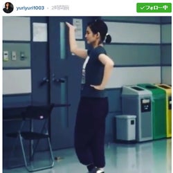 石田ゆり子「逃げ恥」恋ダンス“リアルな練習風景”公開で反響「レッスン姿も可愛い」「上手」