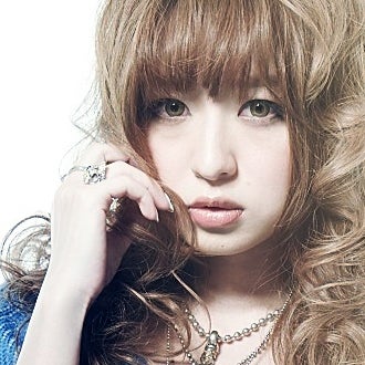 4thデジタルシングルの配信をスタートした三浦サリー