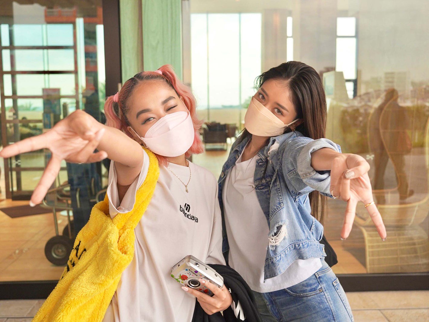 青山テルマ、みちょぱ（C）フジテレビ