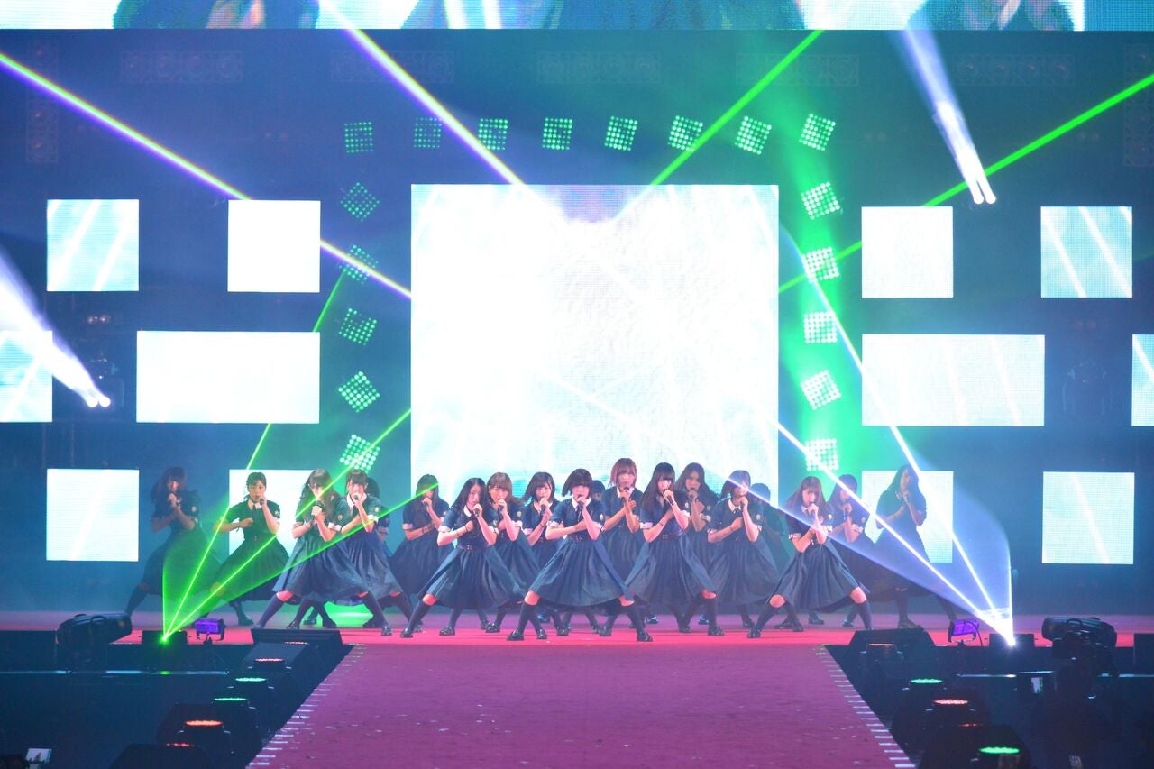 欅坂46（C）Rakuten GirlsAward 2017 AUTUMN／WINTER