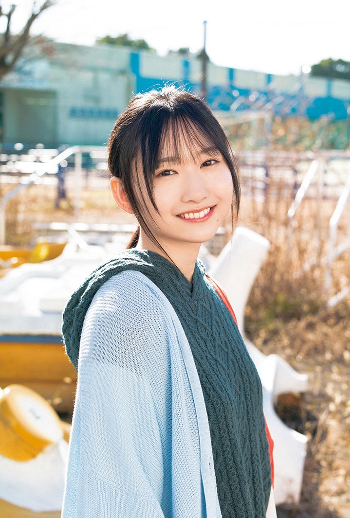 藤嶌果歩「B.L.T.2023年3月号」ローソンエンタテインメント購入特典ポストカード（提供写真）