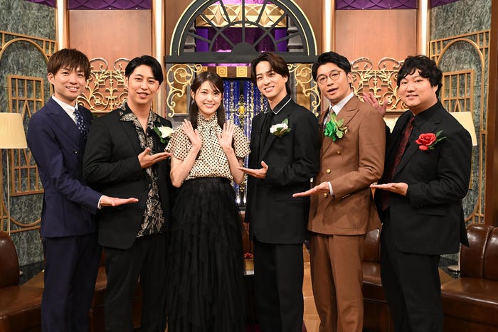 河井ゆずる、屋敷裕政、松村沙友理、寺西拓人、新山、兎(C)日本テレビ