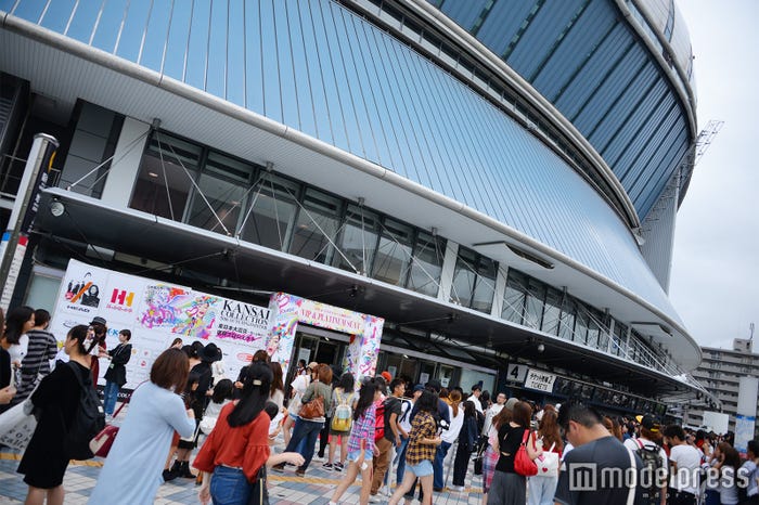 「KANSAI COLLECTION 2016 AUTUMN&WINTER」会場外観(C)モデルプレス
