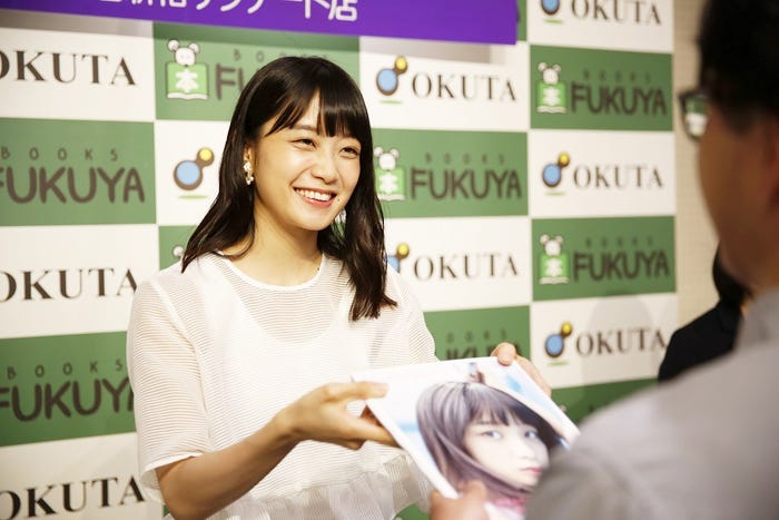 乃木坂46深川麻衣