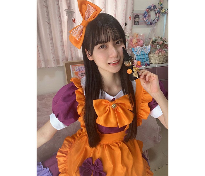 SKE48・林美澪、かぼちゃ色エプロンが可愛らしいハロウィンメイド