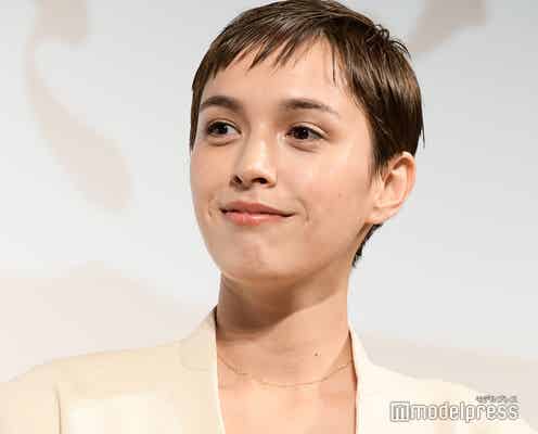 モーガン茉愛羅、松田龍平との結婚&妊娠発表後初の公の場 クリスマスの“切ない思い出”明かす<エッシャー通りの赤いポスト>