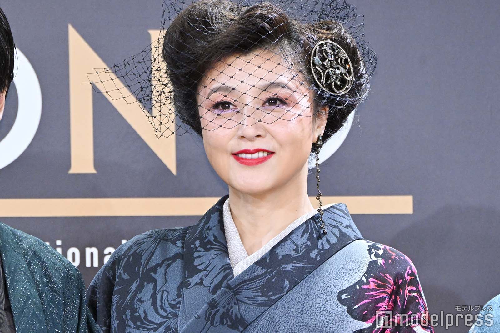 【ESCADA エスカーダ】藤原紀香さん着用と同じスカート ESCADA エスカーダ】藤原紀香さん着用と同じスカート - メルカリ