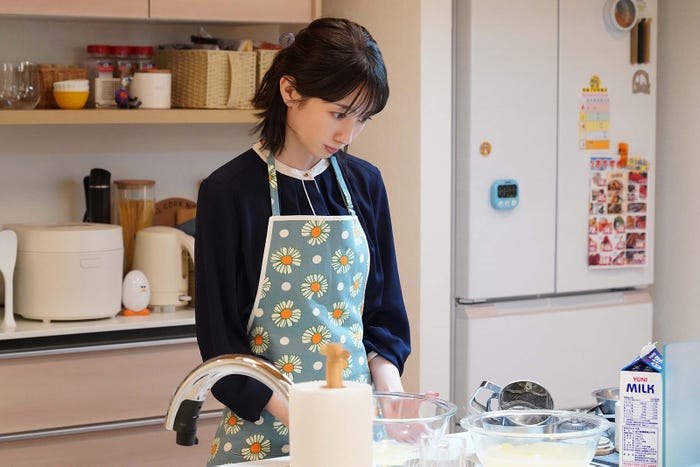 波瑠 /「わたしのお嫁くん」第3話より(C)フジテレビ