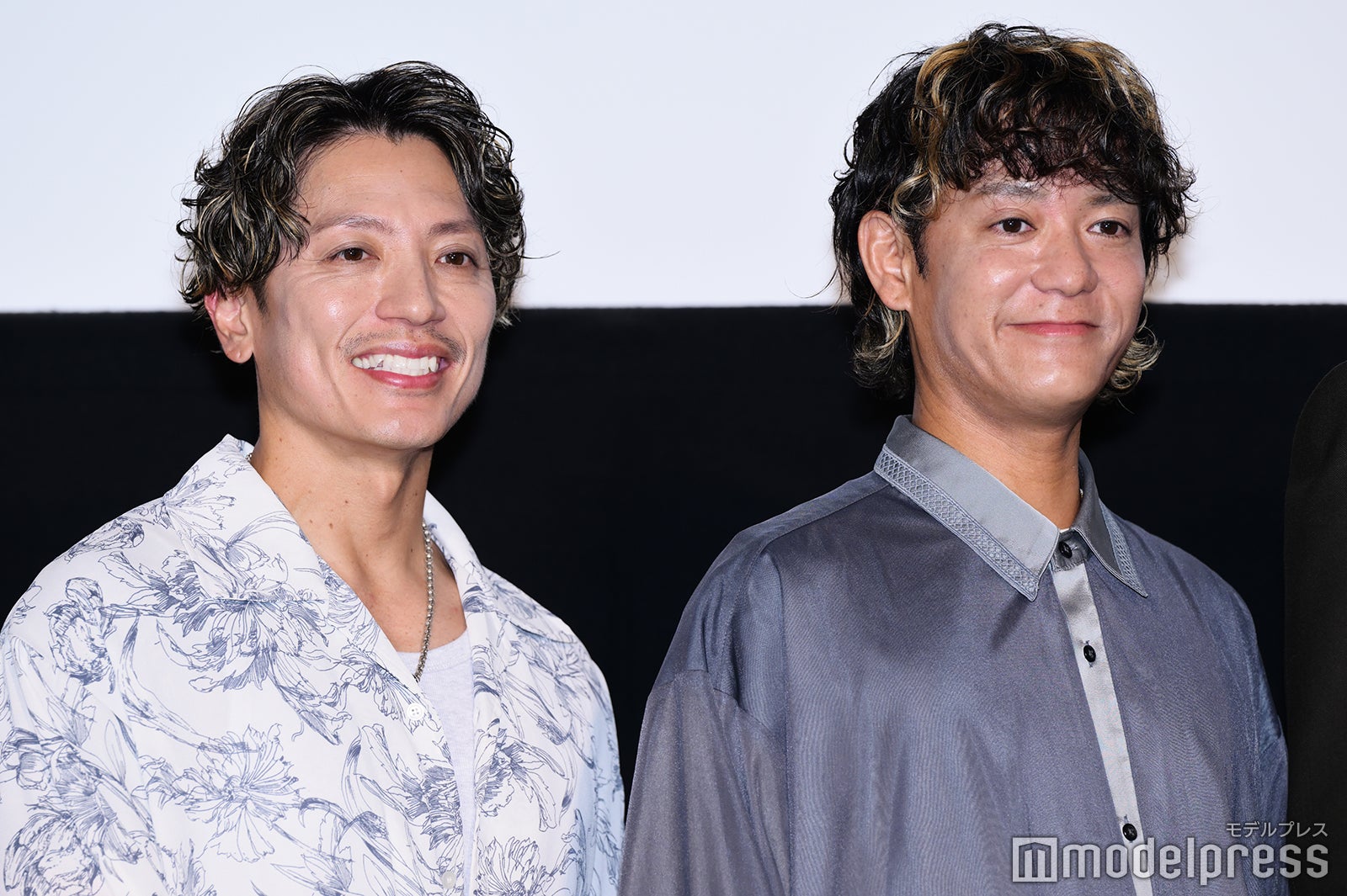 許田信介、新里英之（C）モデルプレス