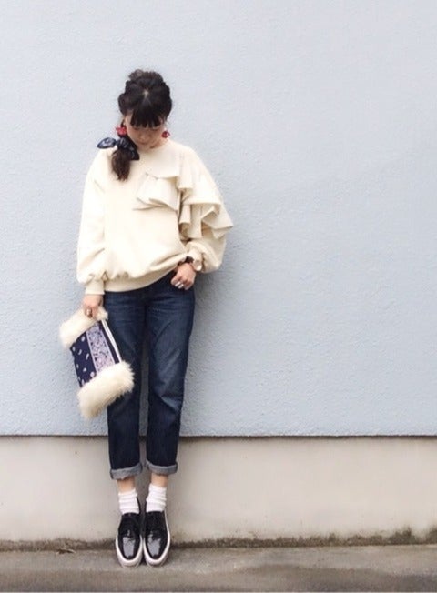 靴下で足にやさしく 子供っぽくないシックな靴下コーディネート モデルプレス 靴下で足にやさしく 子供っぽくないシックな靴下コーディネート モデルプレス