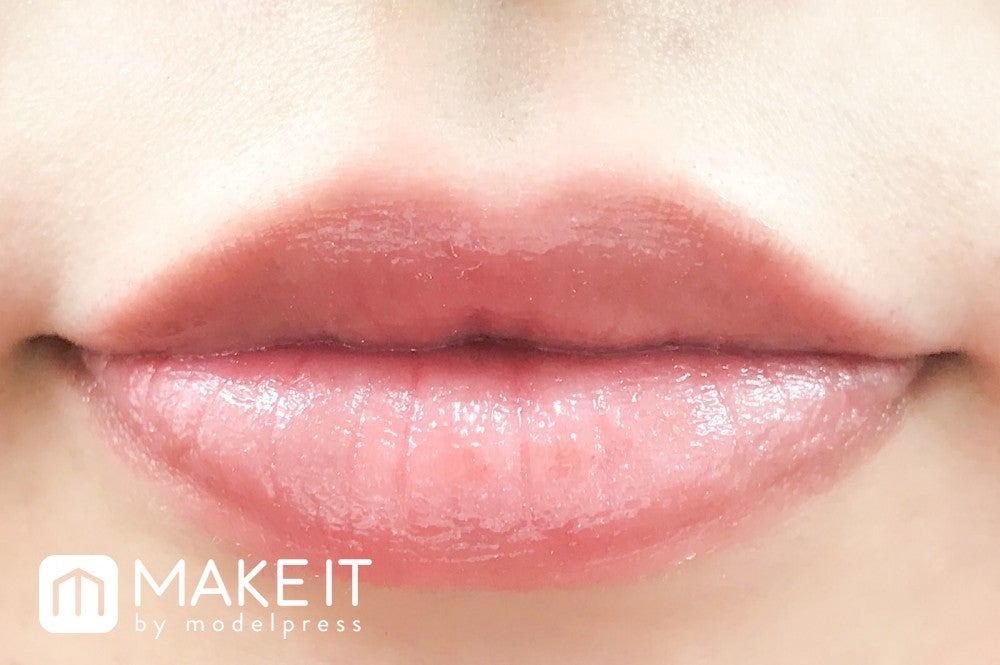 プランプピンク／メルティー リップセラム／106 ニュールックピンク 使用 (C)メイクイット