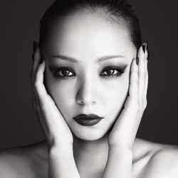 安室奈美恵「FEEL」(7月10日発売)/CD+Blu-ray