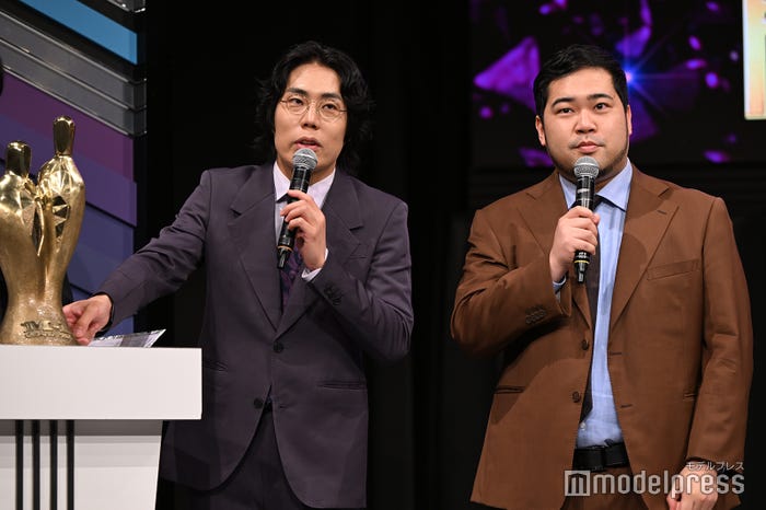 令和ロマン/高比良くるま、松井ケムリ(C)モデルプレス