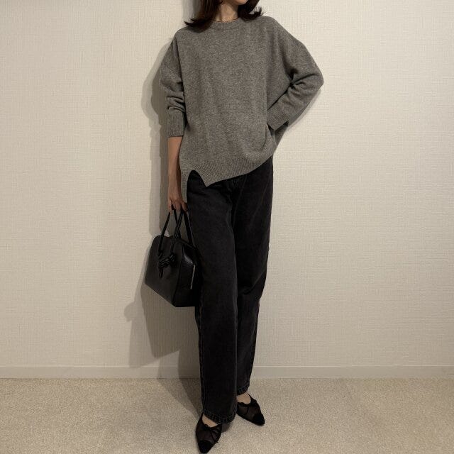 ゆるニットもスタイリッシュに着こなせる ゆるニットもスタイリッシュに着こなせる
