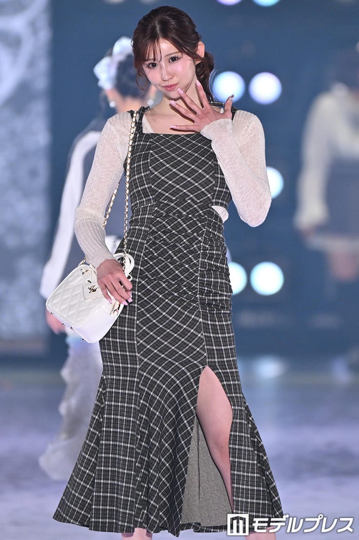 神楽ゆあ(C)モデルプレス