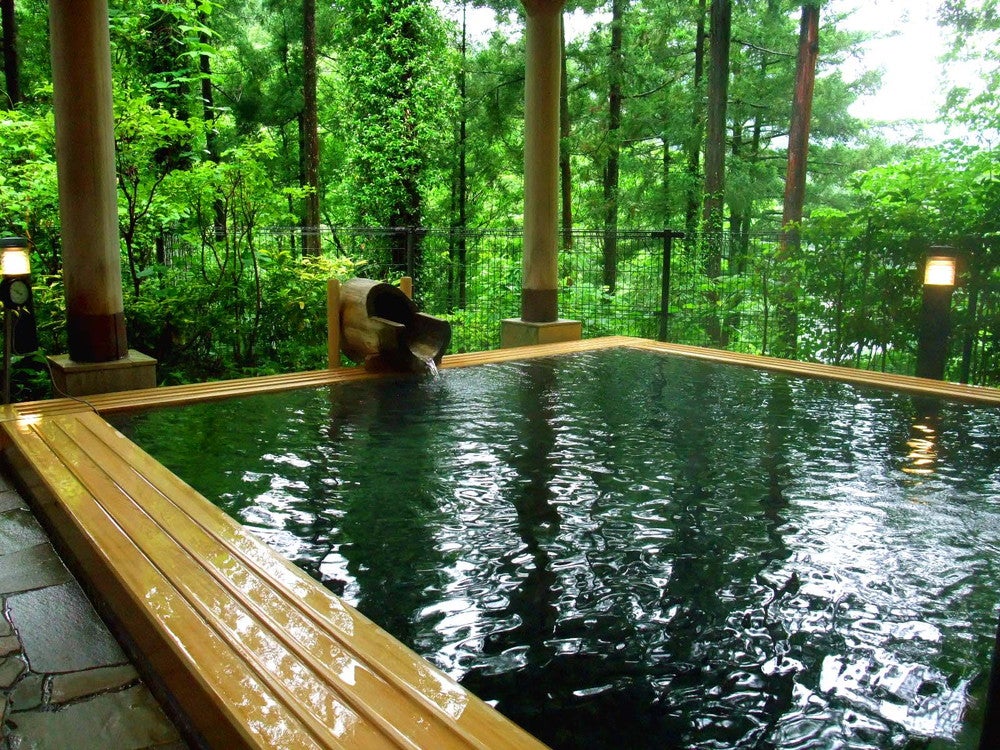 一日アクティブに動いたら温泉で癒されて（提供画像）